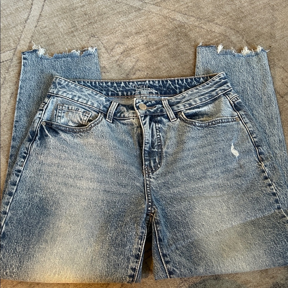 Time & Tru Boyfriend Jeans Acid Wash Size 4 - Picture 7 of 8